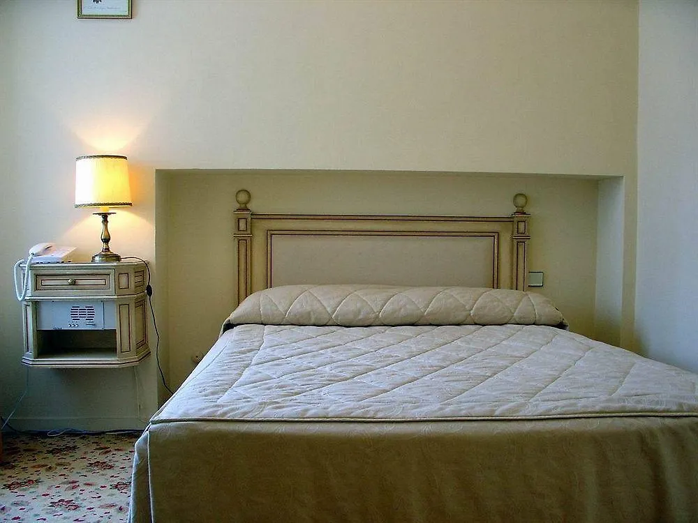 Hotel Carlton Beaulieu-sur-Mer França