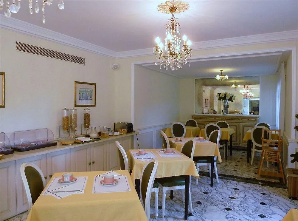Hotel Carlton Больё-сюр-Мер 4*,  Франция