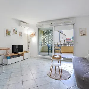 Magnifique Au Calme, Climatisation, Parking, Wifi. Appartement